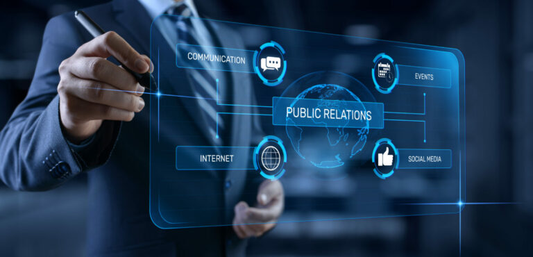 La gestion des relations publiques : travail avec les médias, production de documents et organisation d’événements